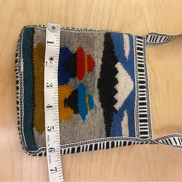 NWOT Artisan Purse - Picture 4 of 7